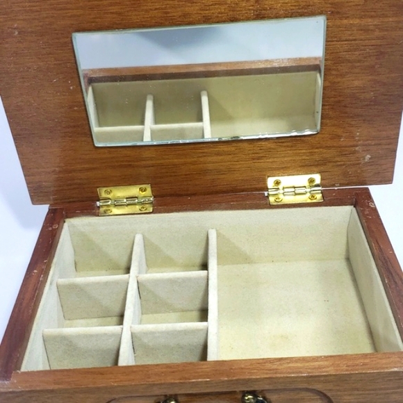 Vintage Centurion Wooden Jewelry Box, Ivory Velvet,Mirrored - Picture 3 of 12